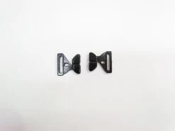 15mm Plastic Fashion & Swim Clip- Black RW014- 4 For $2 -Clothing Fabrics Shop img 5056 2